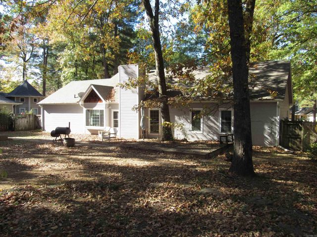 37 Yazoo Circle, Maumelle, AR 72113