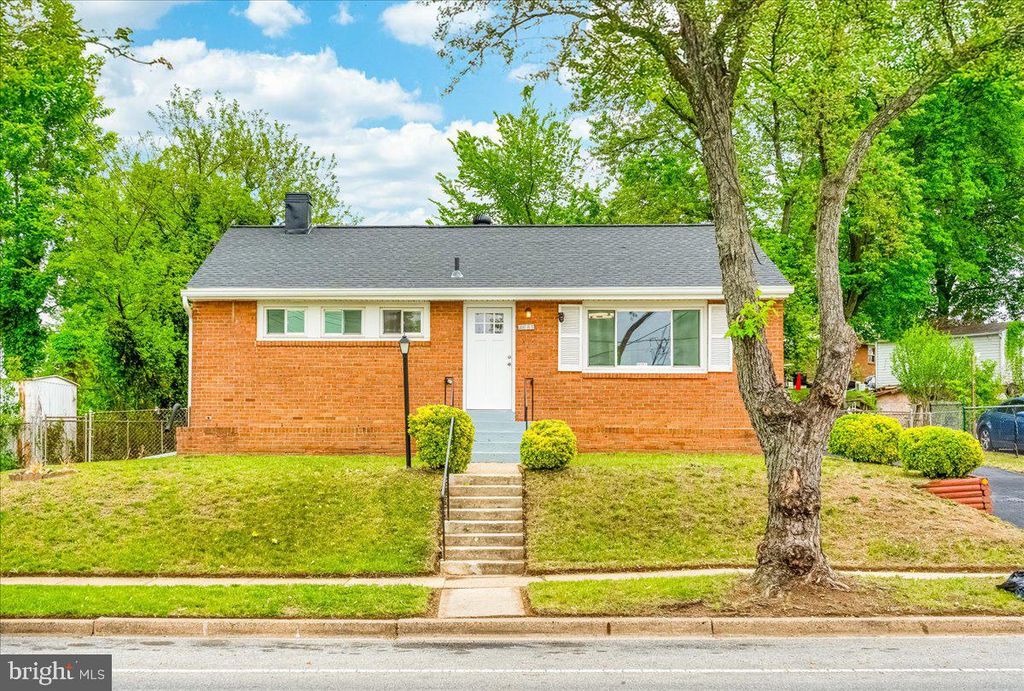 4865 66TH AVE, Hyattsville, MD 20784
