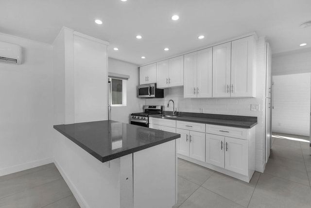 44635 San Carlos Avenue, Palm Desert, CA 92260