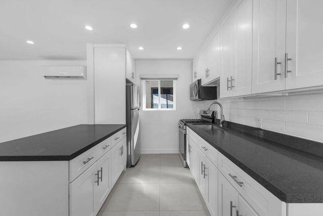 44635 San Carlos Avenue, Palm Desert, CA 92260