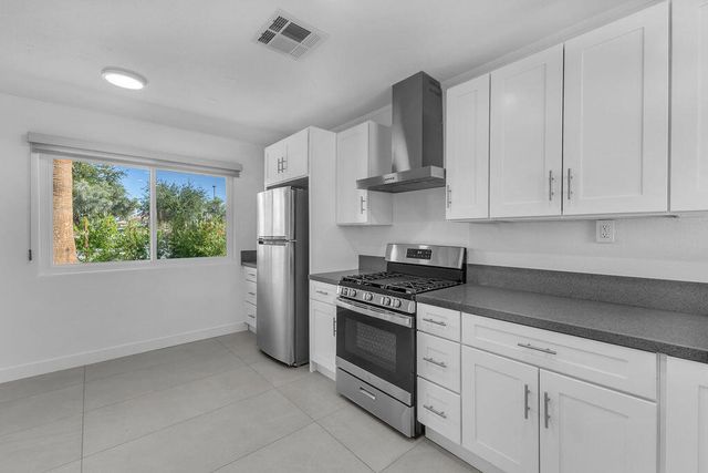 44635 San Carlos Avenue, Palm Desert, CA 92260