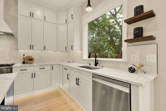 923 17TH ST S, Arlington, VA 22202