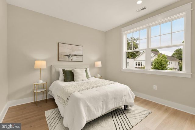 923 17TH ST S, Arlington, VA 22202