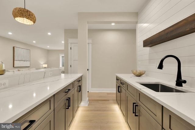 923 17TH ST S, Arlington, VA 22202