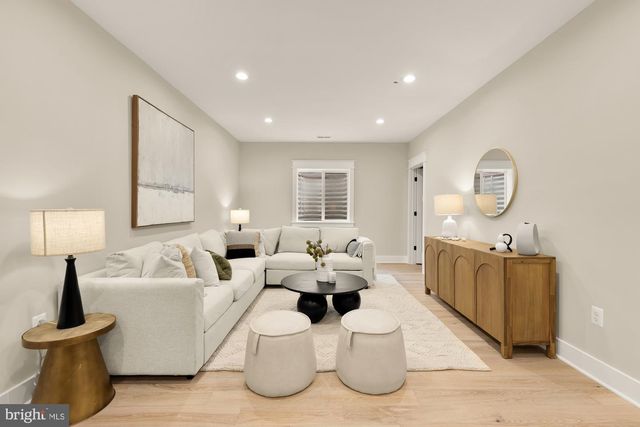 923 17TH ST S, Arlington, VA 22202