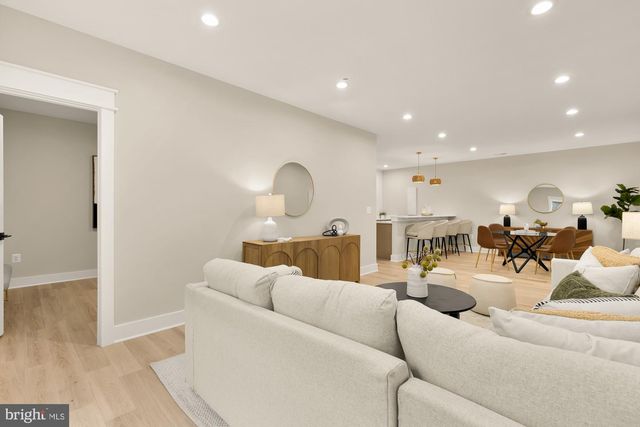 923 17TH ST S, Arlington, VA 22202