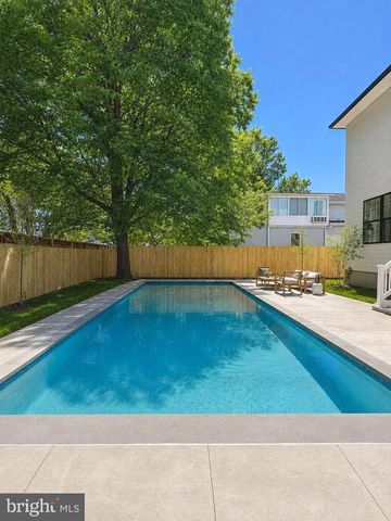 923 17TH ST S, Arlington, VA 22202