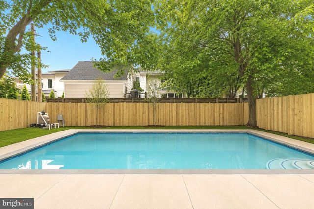 923 17TH ST S, Arlington, VA 22202