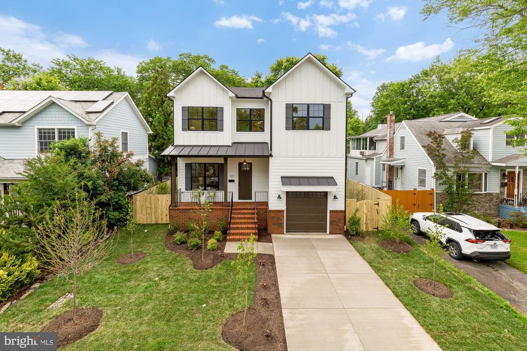 923 17TH ST S, Arlington, VA 22202