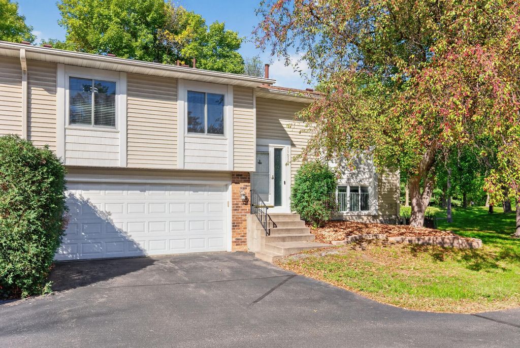 11037 104th Place N, Maple Grove, MN 55369 — photo 2