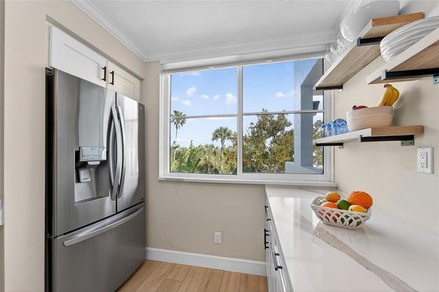 803 BAYPORT WAY 803, Longboat Key, FL 34228