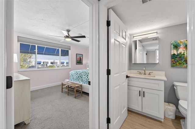 803 BAYPORT WAY 803, Longboat Key, FL 34228