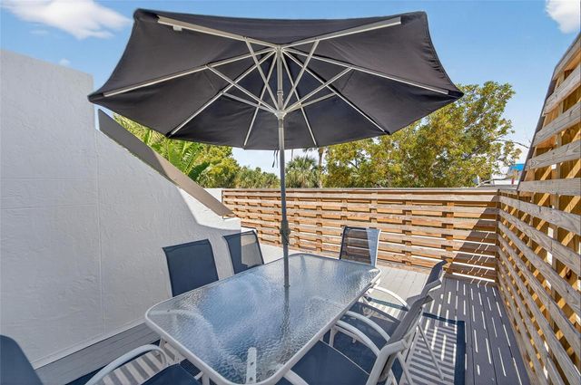 803 BAYPORT WAY 803, Longboat Key, FL 34228