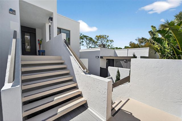 803 BAYPORT WAY 803, Longboat Key, FL 34228