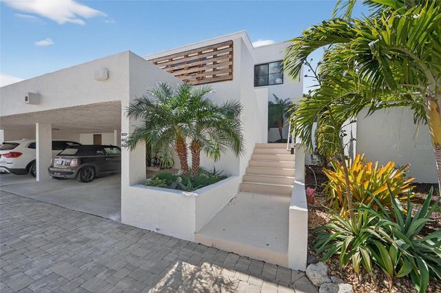 803 BAYPORT WAY 803, Longboat Key, FL 34228