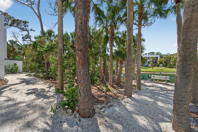 803 BAYPORT WAY 803, Longboat Key, FL 34228