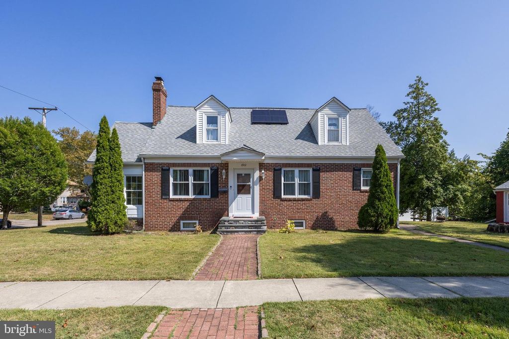 6902 COLLINS AVE, Pennsauken, NJ 08109