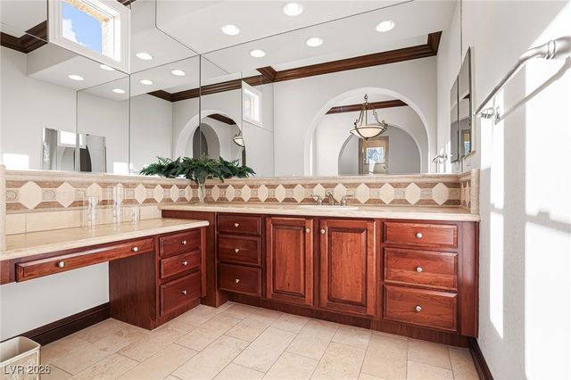 12075 Point Royal Court, Las Vegas, NV 89141