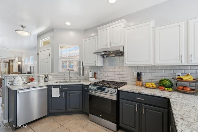 614 W Calle Montero, Sahuarita, AZ 85629