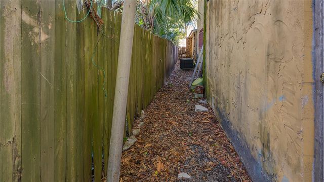 3602 N 25TH STREET, Tampa, FL 33605