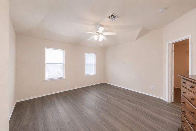 6704 Cambrian Way, Fort Worth, TX 76137