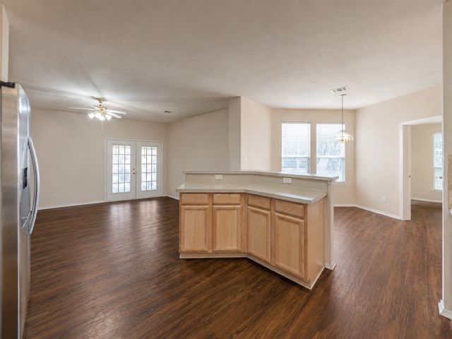 6704 Cambrian Way, Fort Worth, TX 76137
