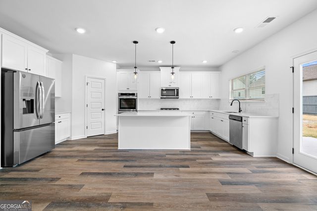 5673 Wyncreek Circle SW, Atlanta, GA 30331