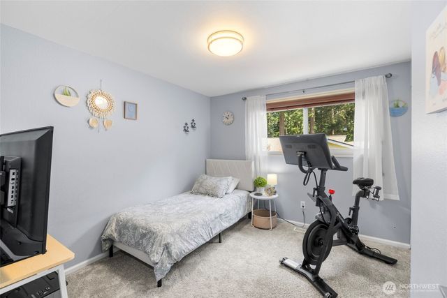 1678 NE Sumner Drive, Oak Harbor, WA 98277