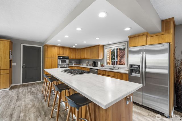 1678 NE Sumner Drive, Oak Harbor, WA 98277
