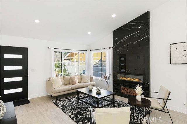 25912 Spruce Lane, Laguna Hills, CA 92653