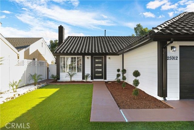 25912 Spruce Lane, Laguna Hills, CA 92653