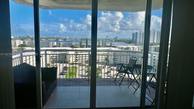 18031 Biscayne Blvd 1103, Aventura, FL 33160