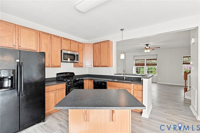 8165 Belton Cir, Mechanicsville, VA 23116