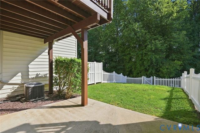 8165 Belton Cir, Mechanicsville, VA 23116