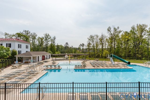 8165 Belton Cir, Mechanicsville, VA 23116