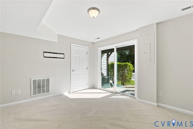 8165 Belton Cir, Mechanicsville, VA 23116