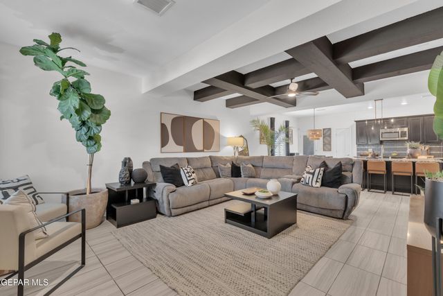 1901 RICHARD WOOTEN Place, El Paso, TX 79938