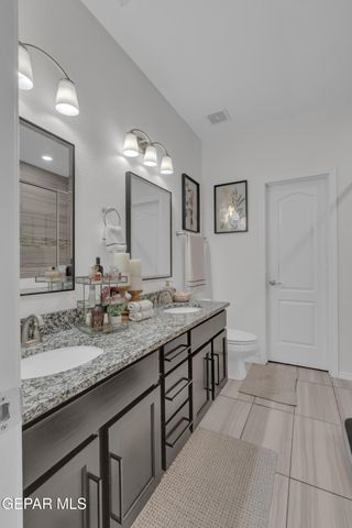 1901 RICHARD WOOTEN Place, El Paso, TX 79938