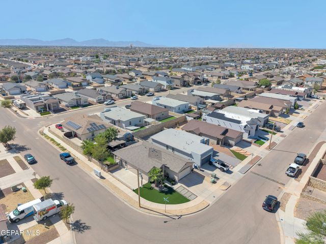 1901 RICHARD WOOTEN Place, El Paso, TX 79938