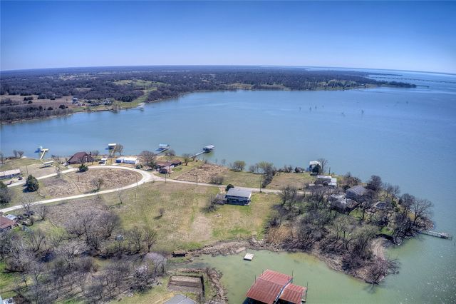 3892 Thunder Point Drive, Lone Oak, TX 75453