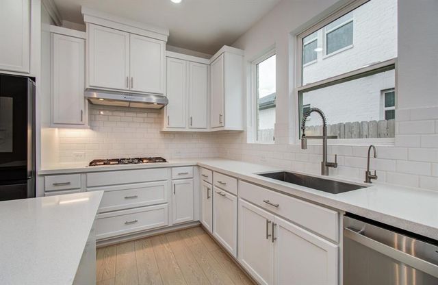8815 Drysdale River Road, Cypress, TX 77433