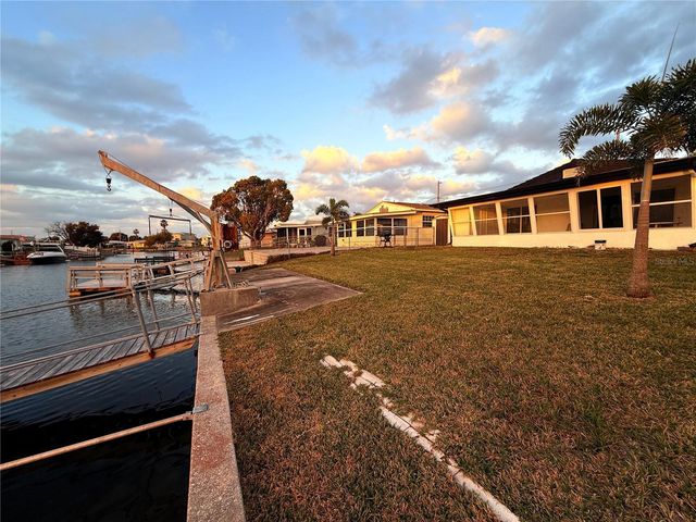 5039 PELICAN DRIVE, New Port Richey, FL 34652