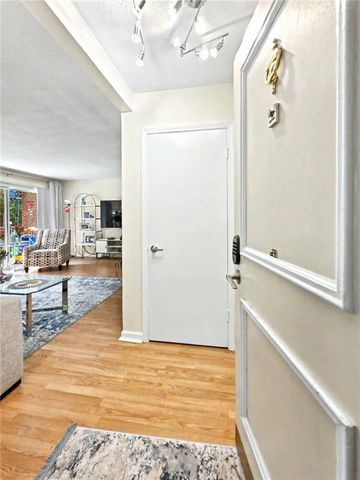 6851 Roswell Road H33, Atlanta, GA 30328