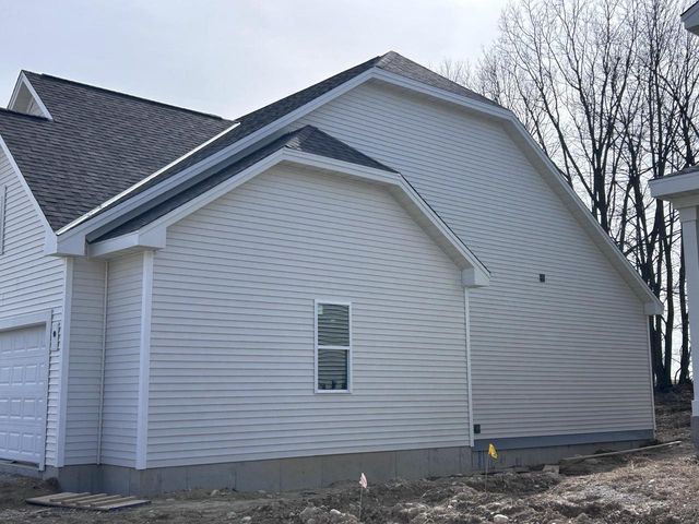 1141 Mt. Vernon DRIVE, Hartford, WI 53027