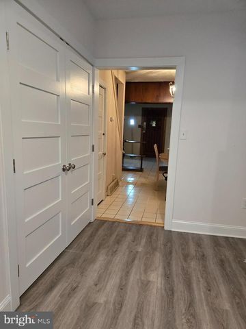 334 CHEWS LANDING RD, Lindenwold, NJ 08021