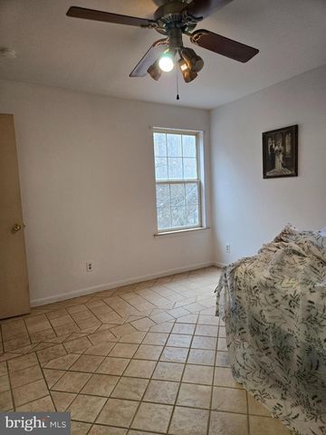 334 CHEWS LANDING RD, Lindenwold, NJ 08021