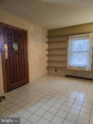 334 CHEWS LANDING RD, Lindenwold, NJ 08021