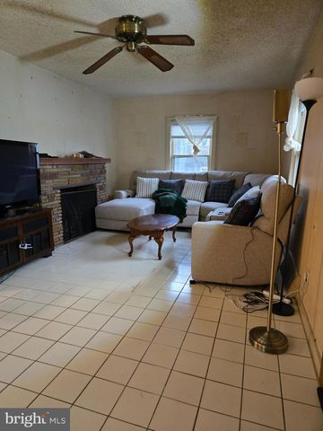 334 CHEWS LANDING RD, Lindenwold, NJ 08021