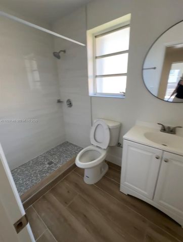 111 SW 31st Ct 4, Miami, FL 33135