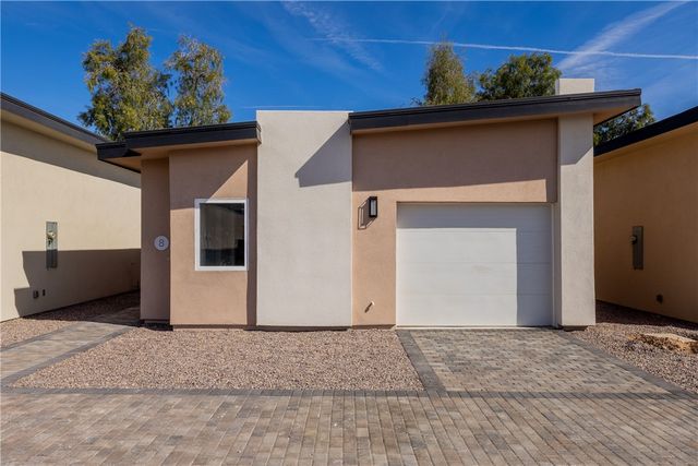 370 Riverfront Dr, Bullhead City, AZ 86442